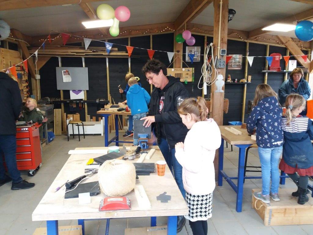 200928 KDV Buitenpret Techlok opening WdWjh