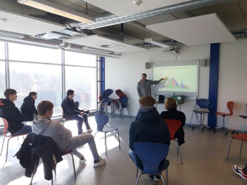 210413 SBRIV meeloop 13jh